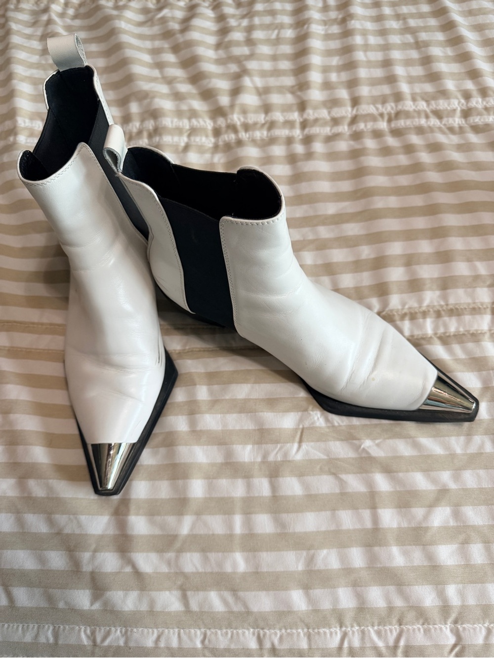White Leather Pointed Toe Chelsea Boots with Silver Cap Toe